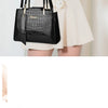 The texture of high-grade fashion crocodile print women's handbag, simple temperament all shoulder crossbody bag