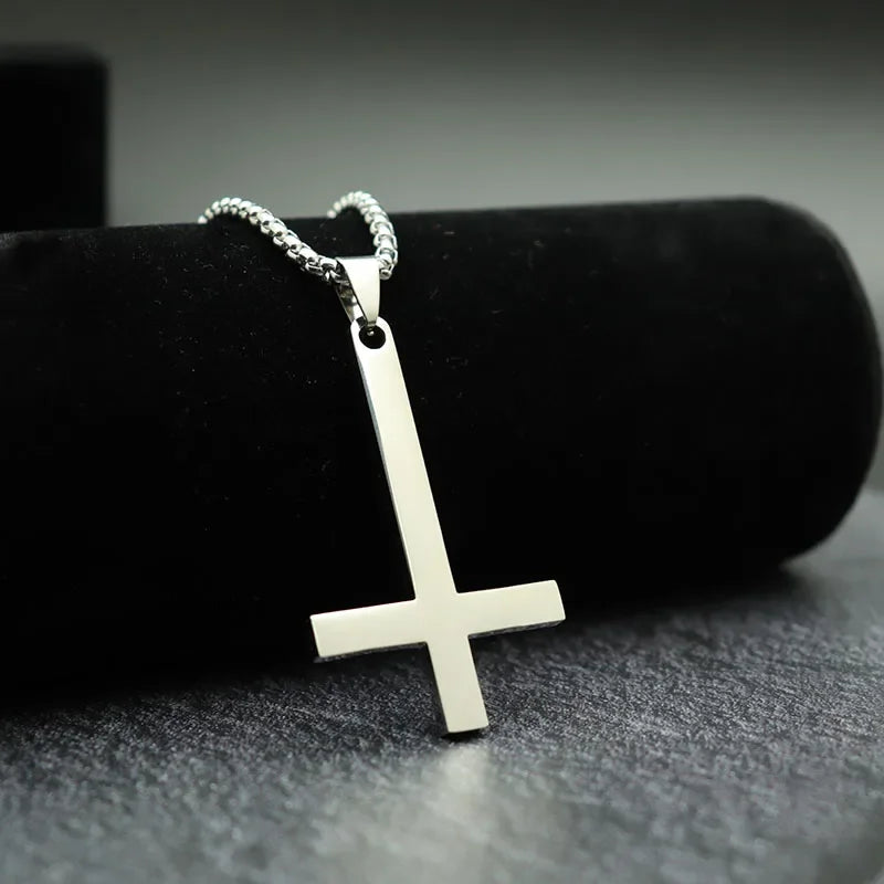 Simple Cross With Circle Pendant Necklaces Stainless Steel Chain Christ Cruz Necklace For Men Boys Cool Neck Jewelry Collier