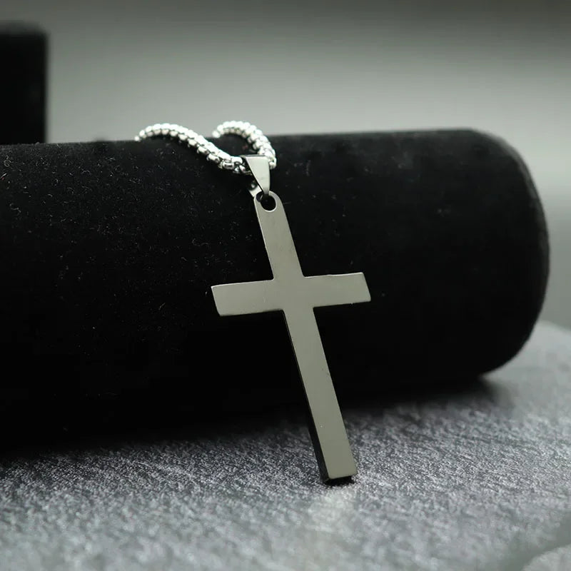 Simple Cross With Circle Pendant Necklaces Stainless Steel Chain Christ Cruz Necklace For Men Boys Cool Neck Jewelry Collier