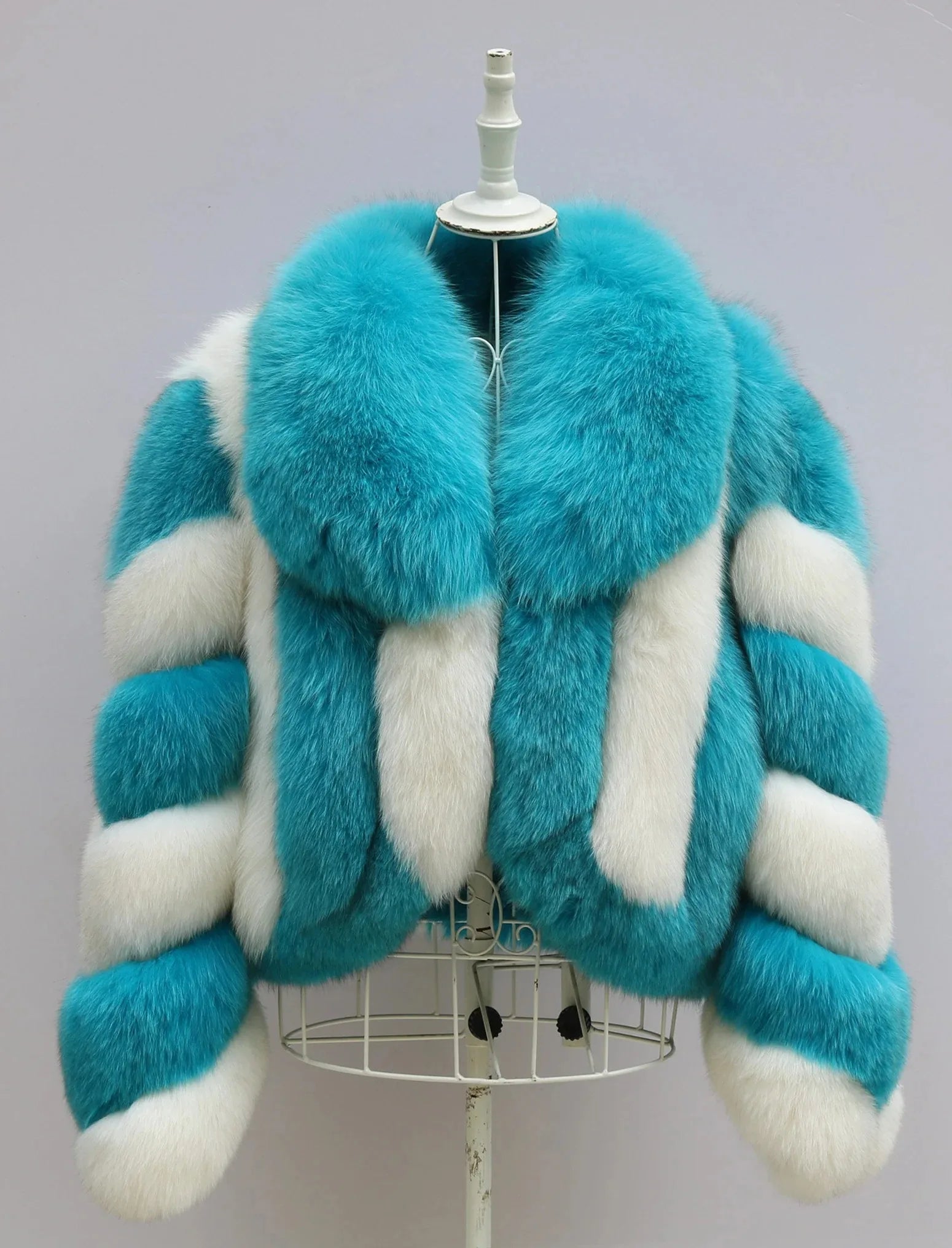 FURHYCFOX Hot sales Fashion New Women's Winter Warm Natural Fur Jackets Lady Luxry Crop Coat Turn-down Collar Fox Fur Coats