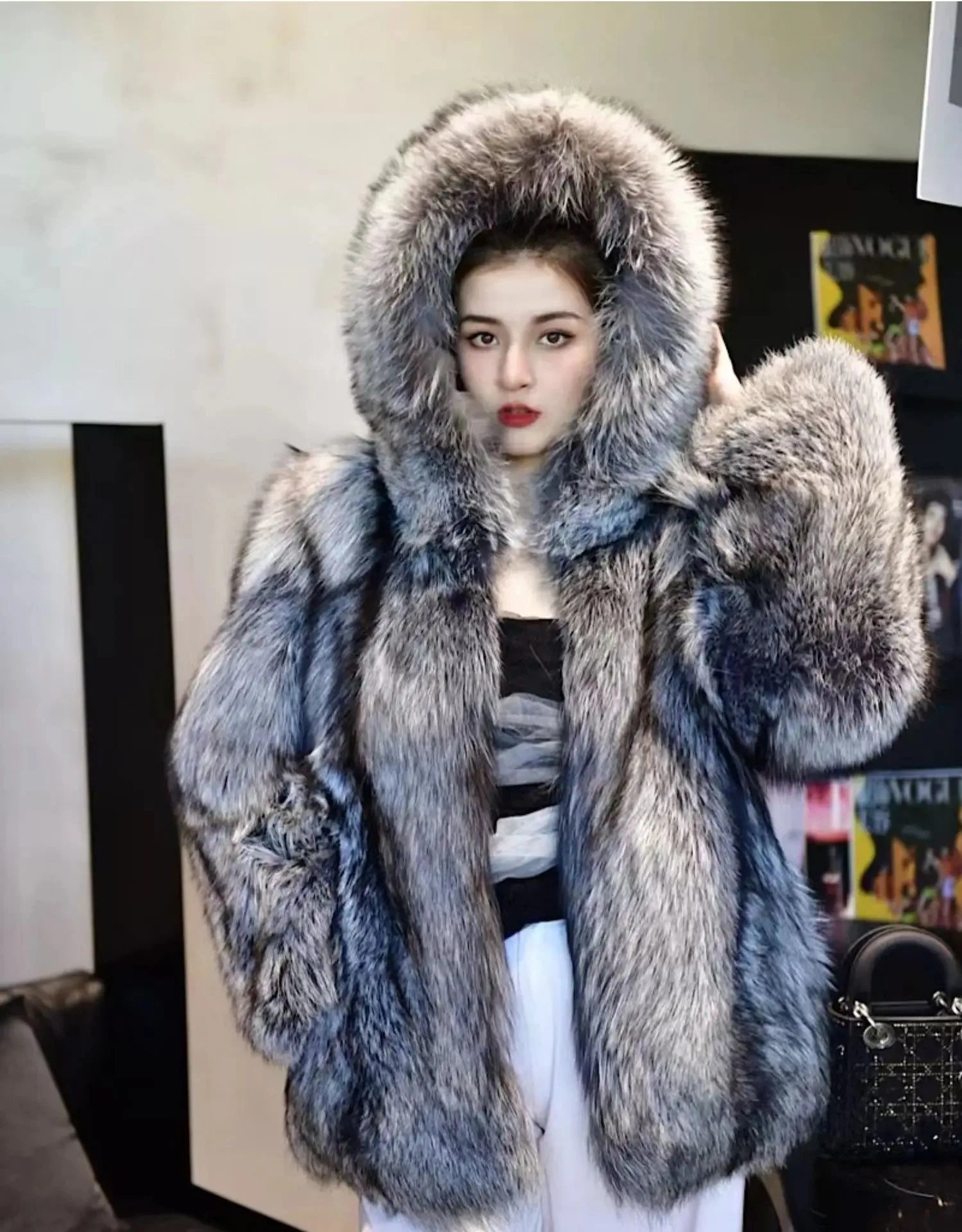 Hot selling Fashion Winter New Real Fox Fur Coat Women Hooded Natural Silver Red Fox Fur Jacket Female Thick Warm Outerwear